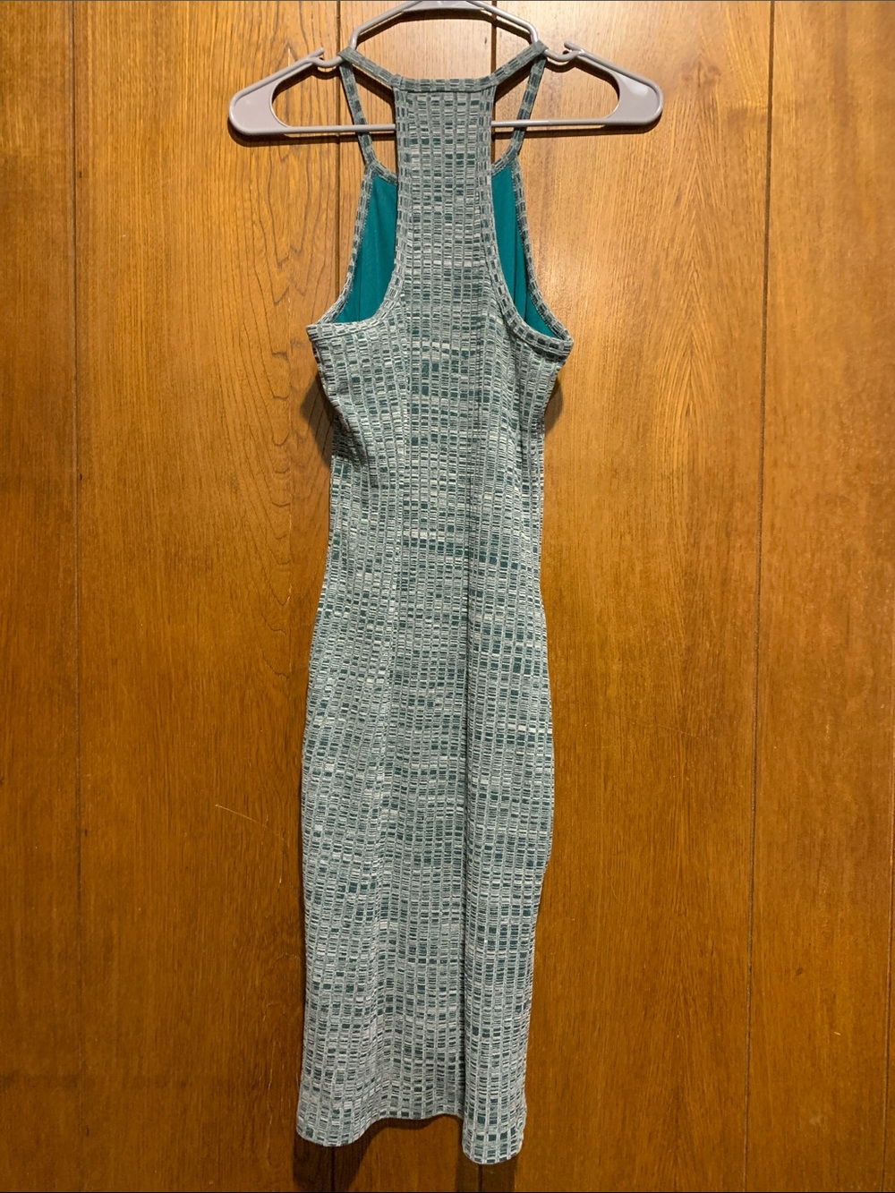 silence + noise Green Space Dyed Dress - Picture 6 of 7